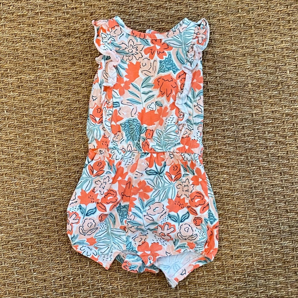 EUC. Carter’s Floral Romper. Size 18 months.